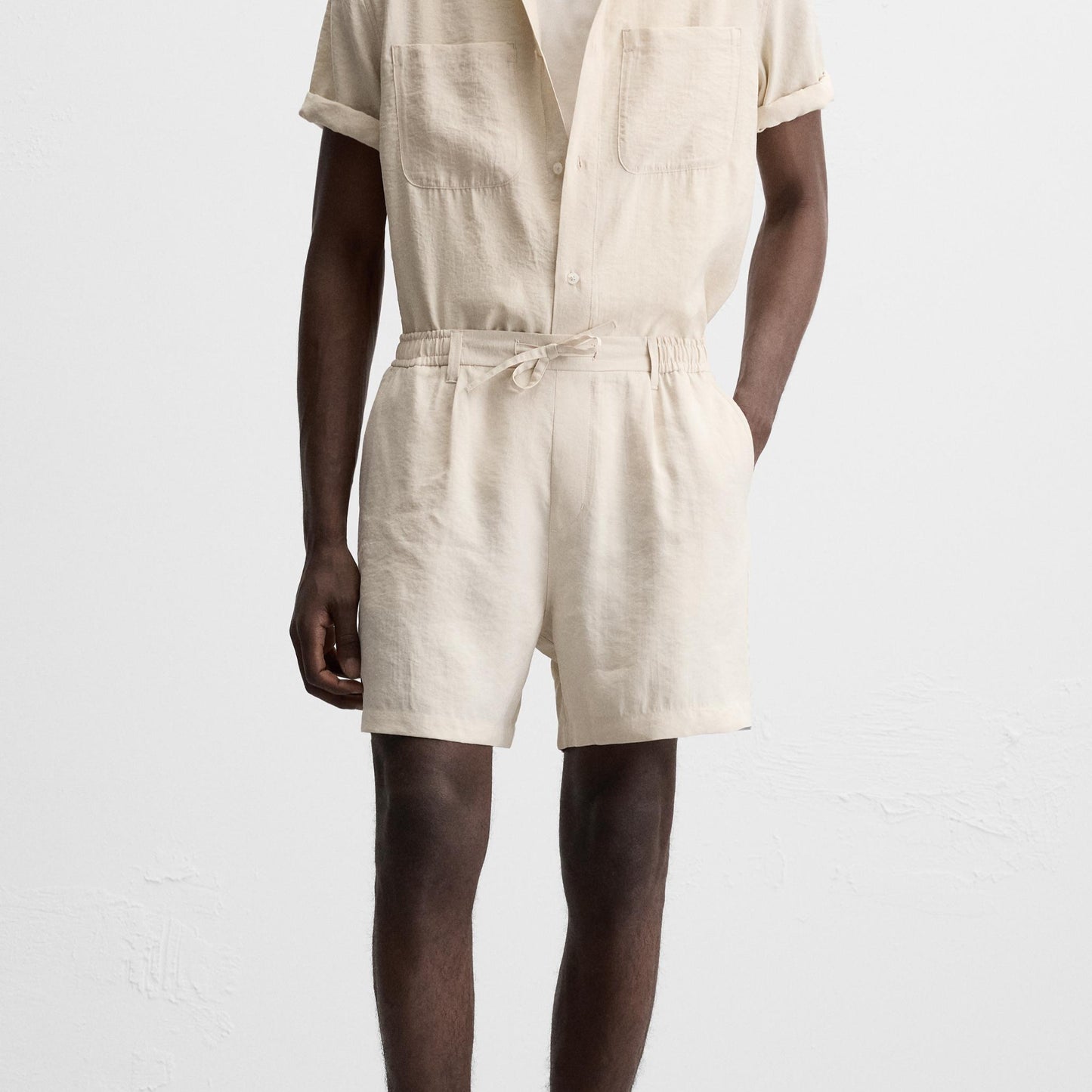 The Capri Linen Short